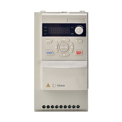 Seria EV50 VFD 3HP 2,2kW 12,5A Jednofazowy / trójfazowy napęd o zmiennej częstotliwości 220V Seria EV50 VFD 3HP 2,2kW 12,5A Jednofazowy / trójfazowy napęd o zmiennej częstotliwości 220V