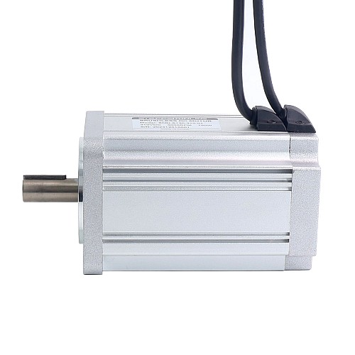 Bezszczotkowy silnik prądu stałego 310V 3000obr./min 2,38Nm 750W 3,2A Kwadratowy 80x80x130mm
