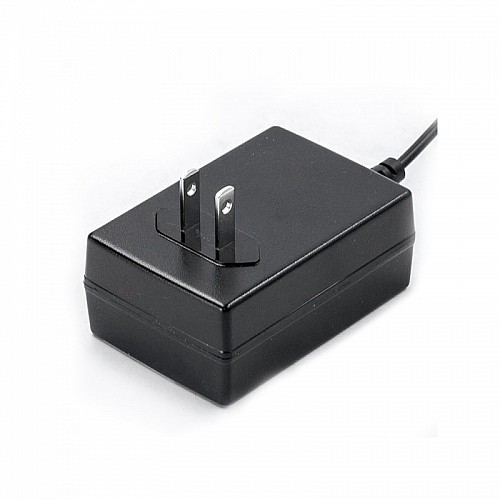 GST18U09-P1J MEANWELL 18W 9VDC 2A 115/230VAC AC-DC Niezawodny zielony zasilacz przemysłowy