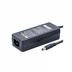 GST60A07-P1J MEANWELL 45W 7VDC 6A 115/230VAC AC-DC Niezawodny zielony zasilacz przemysłowy