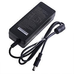 GST60A15-P1J MEANWELL 60W 15VDC 4A 115/230VAC AC-DC Niezawodny zielony zasilacz przemysłowy